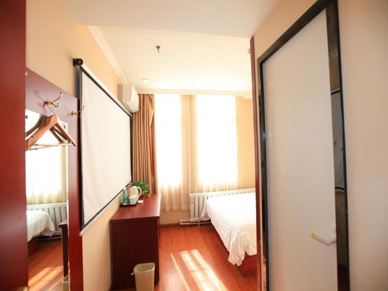 Greentree Inn Liaoning Dalian Railway Station South Shengli Square Express Hotel Экстерьер фото