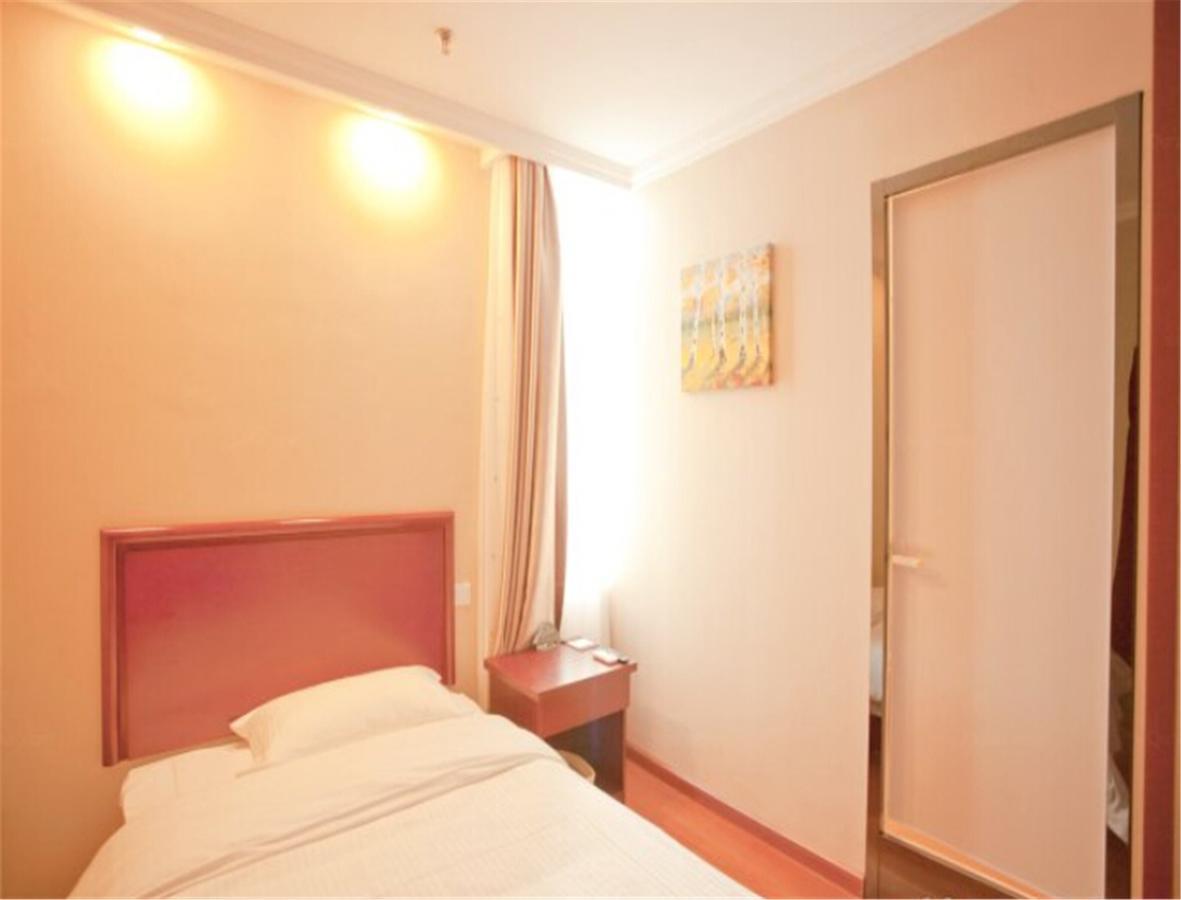 Greentree Inn Liaoning Dalian Railway Station South Shengli Square Express Hotel Экстерьер фото