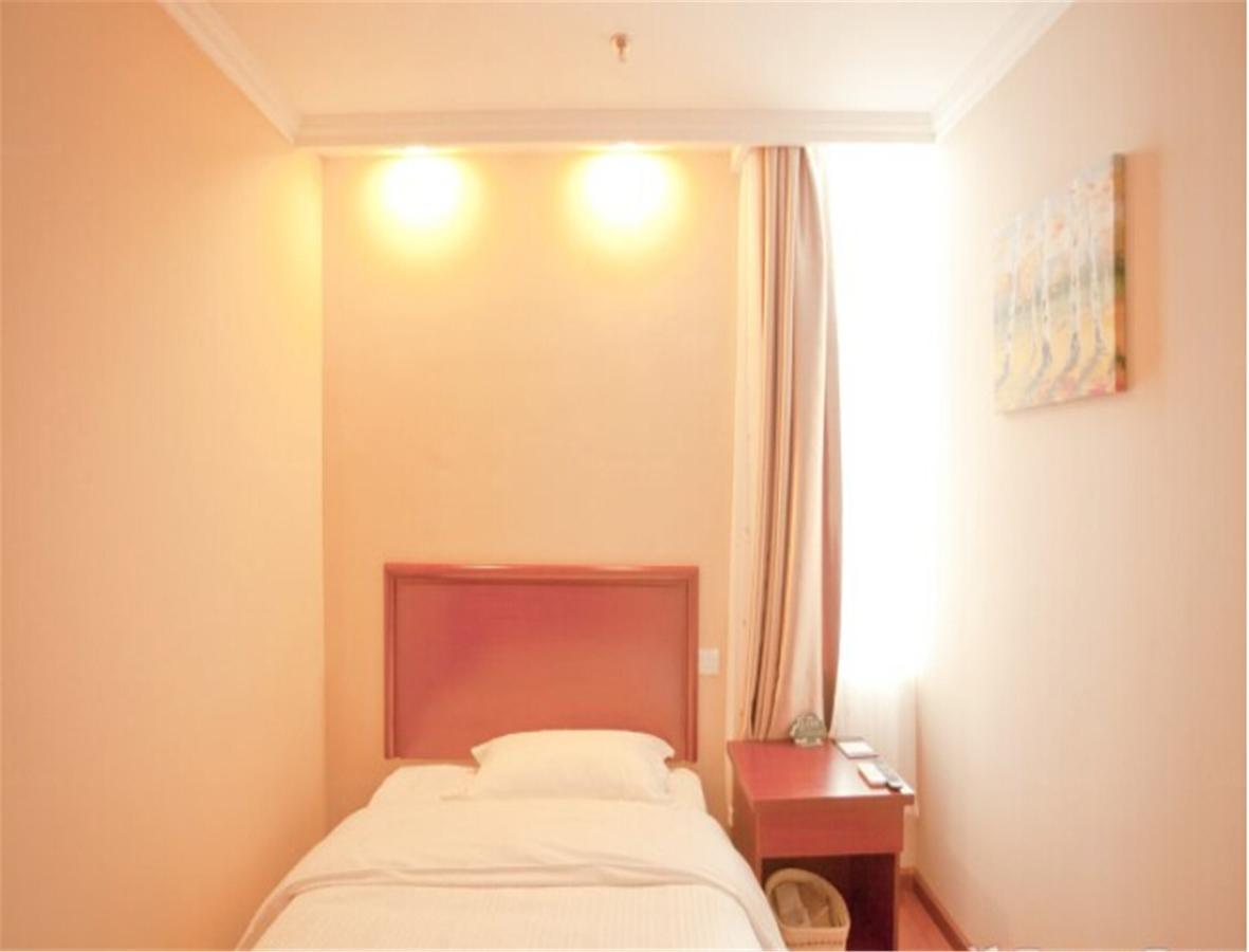 Greentree Inn Liaoning Dalian Railway Station South Shengli Square Express Hotel Экстерьер фото